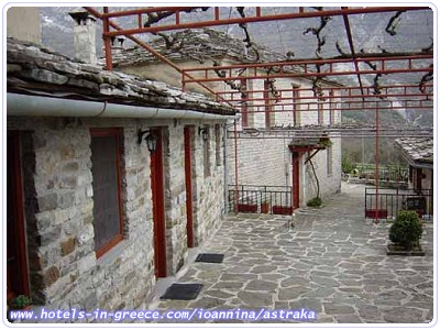 ASTRAKA 1&2 TRADITIONAL HOUSES, Photo 11