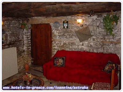 ASTRAKA 1&2 TRADITIONAL HOUSES, Photo 5