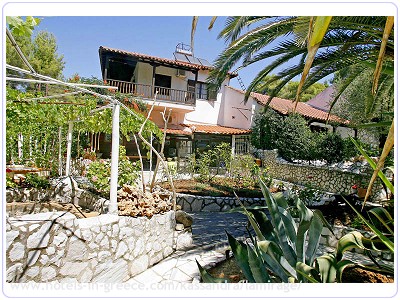 LA MIRAGE APARTMENTS & STUDIOS, Photo 1 LA MIRAGE APARTMENTS & STUDIOS, Photo 1