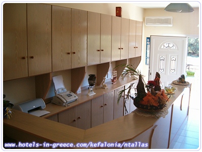 NTALLAS ROOMS TO RENT, Photo 3